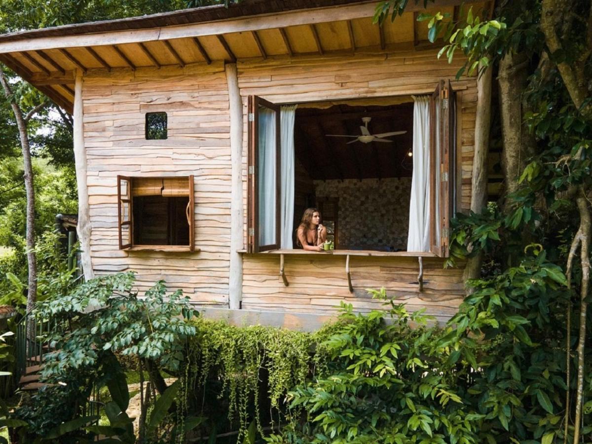 Roots Tree House Villa Uluwatu Eksteriør bilde