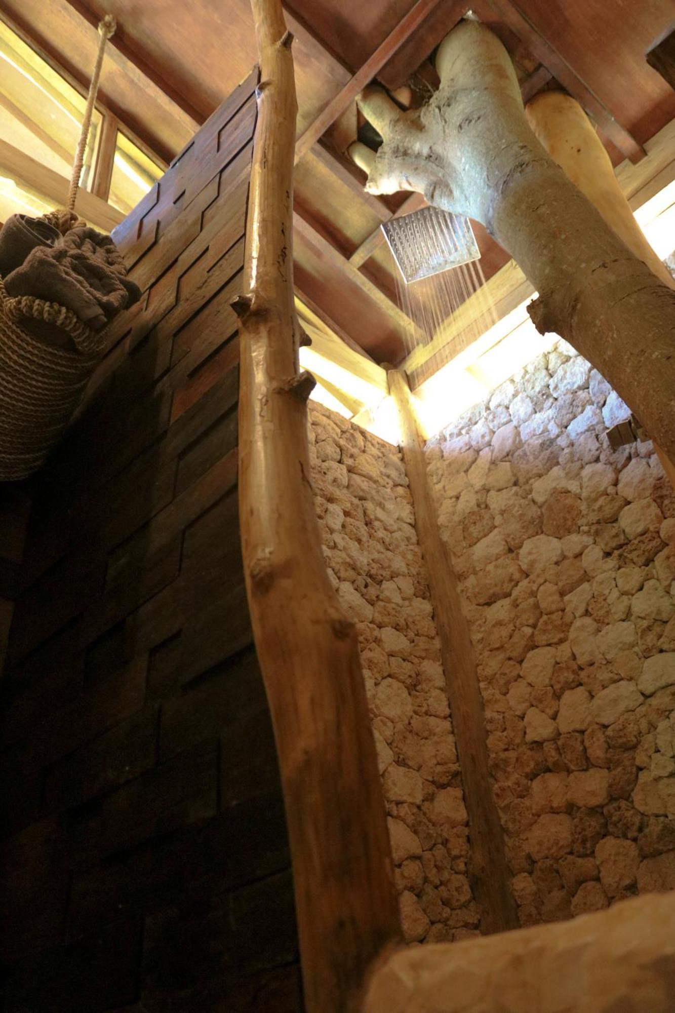 Roots Tree House Villa Uluwatu Rom bilde
